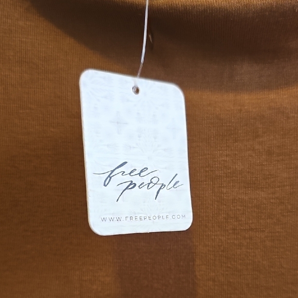 Good Feels Drop-Waist Mini Bronze Sufar SOLD OUT ONLINE - Picture 9 of 11